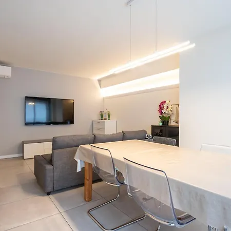 Apartment Amazing For 8 With Parking Space *