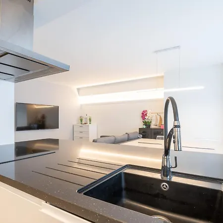 Amazing For 8 With Parking Space Apartament Ostenda